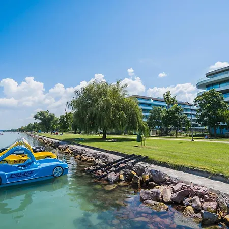 Myflat Wave Studio 36 Апартаменты *