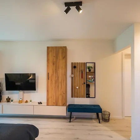 Myflat Wave Studio 36 * Шиофок